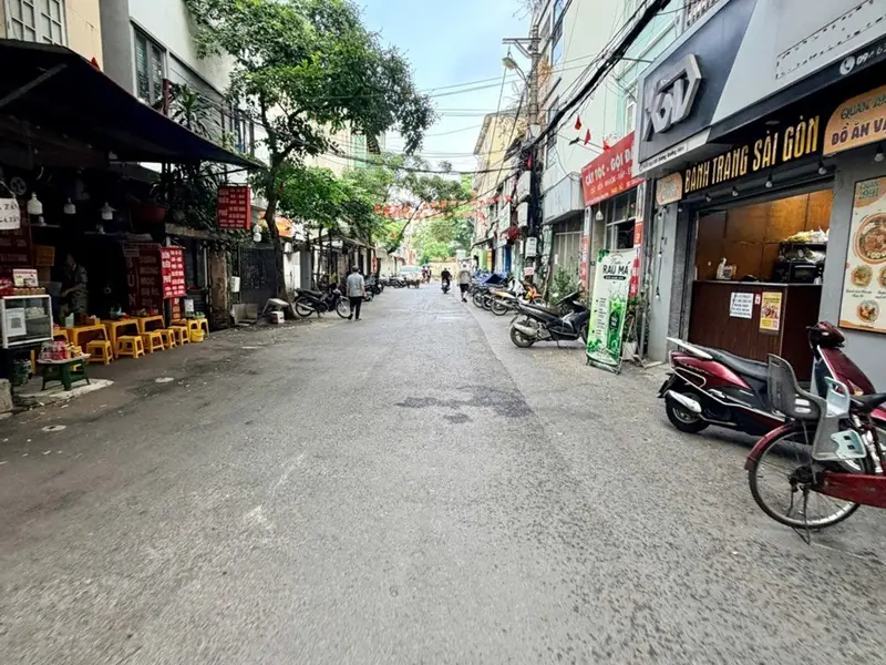 Nhà riêng 4 tầng, 60m2, 6 phòng ngủ tại phường Cầu Giấy, Hà Nội... Bán nhà riêng tại Cầu Giấy, Hà Nội 01