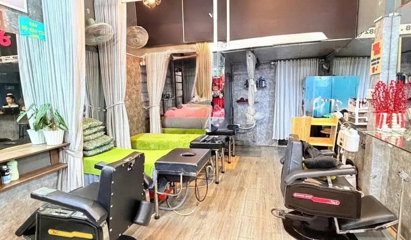 Nhà MTKD Tân Phú Kênh Tân Hóa, 2 tầng ở ngay - KD nail, spa …, ngang 4m - dài 15m - hơn 10 tỷ.... Bán nhà mặt phố tại Tân Phú, Hồ Chí Minh 01