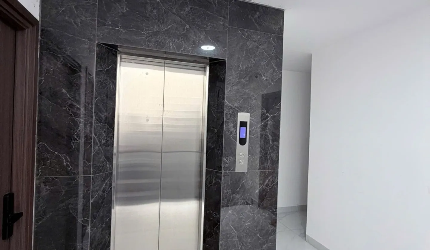 BÁN TÒA NHÀ 6 TẦNG THANG MÁY. CHDV DÒNG TIỀN 136Tr/Th. MTKD ĐƯỜNG SỐ SÁT NGUYỄN THỊ THẬP Q7. 34 Tỷ... Bán nhà mặt phố tại Tân Hưng, Hồ Chí Minh 01