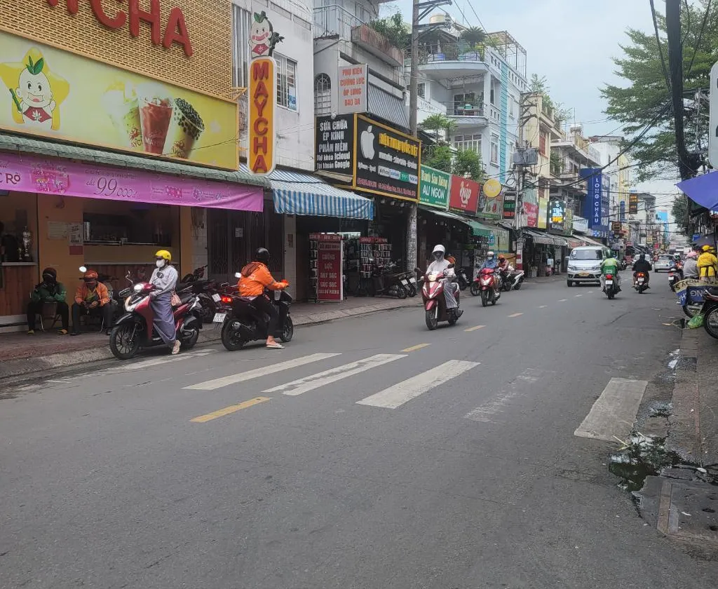 Bán nhà mặt phố 4 tầng, diện tích 53,3m² tại Tân Bình, giá 10,3 tỷ... Bán nhà mặt phố tại Bảy Hiền, Hồ Chí Minh 01