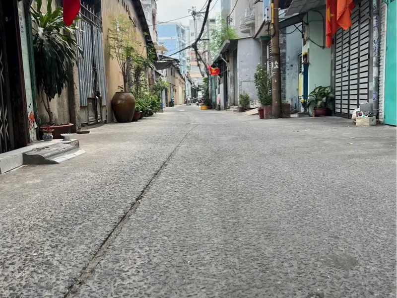 Bán nhà 2 tầng 118m2 phường Hòa Bình quận 11 giá tốt... Bán nhà riêng tại Hòa Bình, Hồ Chí Minh 01