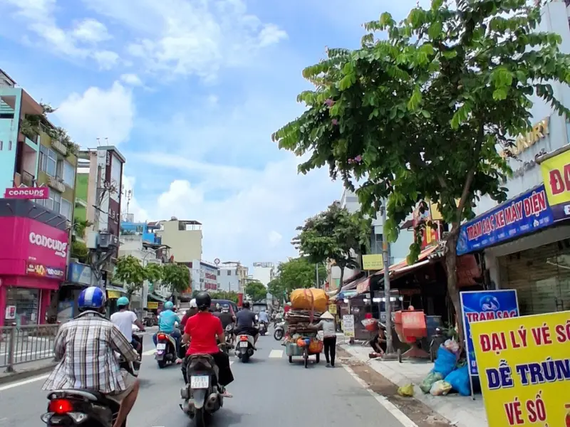 Nhà Bà Hom 3 mặt tiền – nở hậu 5,5m , giá mới 9 tỷ... Bán nhà mặt phố tại Phú Lâm, Hồ Chí Minh 01