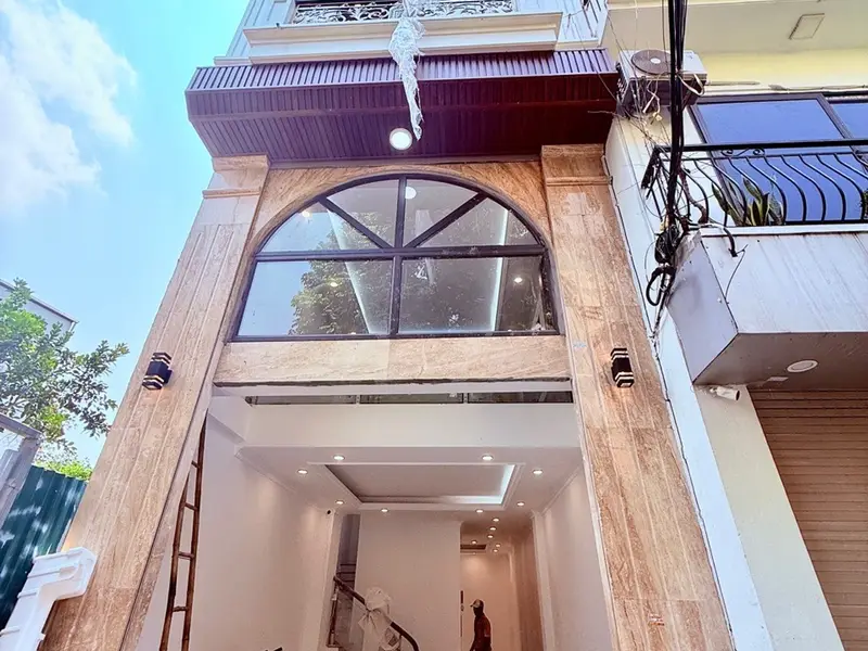 Bán nhà 7 tầng Bát Khối, ô tô vào nhà, 5 phòng ngủ- Nhỉnh 13 tỷ ( có thương lượng)... Bán nhà riêng tại Long Biên, Hà Nội 01