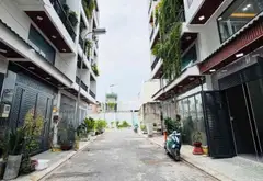 64M2- 5 TẦNG- KHU PHÂN LÔ ĐỒNG BỘ - ĐÔNG HƯNG THUẬN- TRƯỜNG CHINH.... Bán nhà riêng tại Đông Hưng Thuận, Hồ Chí Minh 01
