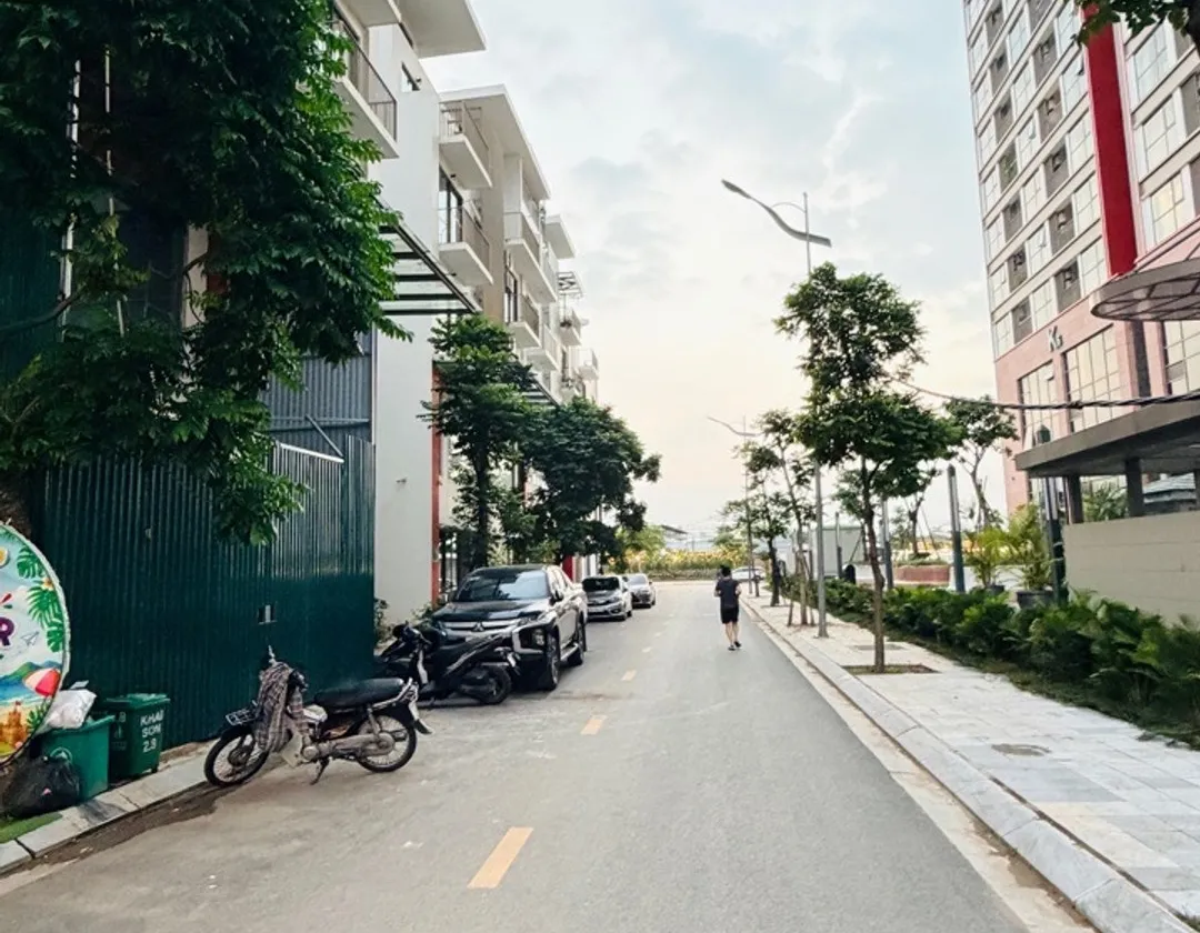 Bán biệt thự liền kề Khai Sơn Ngọc Thụy, 99.2m², 5 tầng, phù hợp kinh doanh và đầu tư... Bán biệt thự, liền kề tại Bồ Đề, Hà Nội 01
