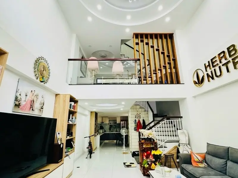BÁN NHÀ TP HCM, PHƯỜNG TÂN SƠN, HẺM Ô TÔ THÔNG, 5 TẦNG, 5 x 15M. GIÁ 8.9 TỶ... Bán nhà riêng tại Tân Sơn, Hồ Chí Minh 01