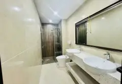 Bán nhà riêng 6 tầng có thang máy mặt ngõ ô tô tránh tại Phường Bồ Đề, Hà Nội... Bán nhà riêng tại Bồ Đề, Hà Nội 10
