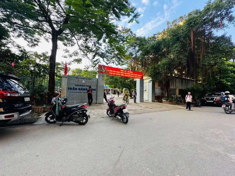 R.ẻ nhất khu vực Ngô Thì Nhậm . Đất phân lô ô tô tránh - vị trí đắc địa... Bán đất tại Hà Đông, Hà Nội 01
