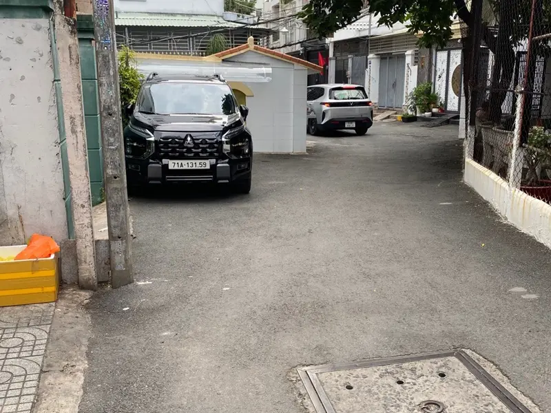 Nhà lô góc 4 tầng có thang máy, hẻm xe hơi quận Gò Vấp... Bán nhà riêng tại An Hội Tây, Hồ Chí Minh 01