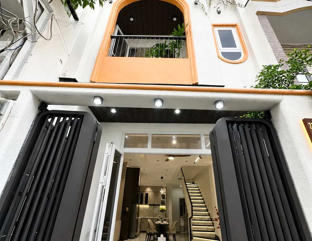 Siêu Diện Tích-Hơn 8Đ Nhà Ngay Học Viện Cán Bộ TP HCM-Đường Bùi Đình Tuý... Bán nhà riêng tại Bình Thạnh, Hồ Chí Minh 01