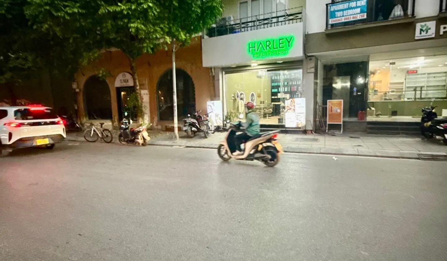 MẶT PHỐ TÔ NGỌC VÂN – TÂY HỒ | VỈA HÈ RỘNG – Ô TÔ TRÁNH – KINH DOANH ĐỈNH – GIỮ TIỀN CỰC TỐT... Bán nhà riêng tại Tây Hồ, Hà Nội 01
