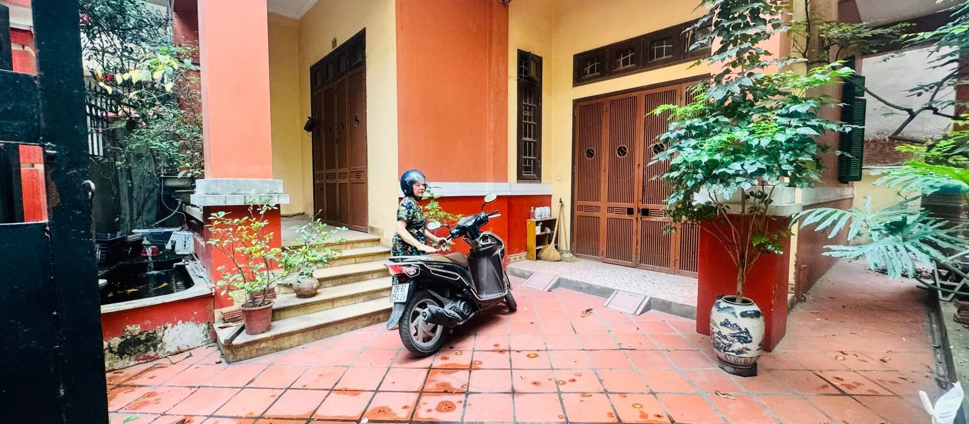 Bán nhà riêng 3 tầng diện tích 120 m2 tại phường Tây Hồ, Hà Nội... Bán nhà riêng tại Tây Hồ, Hà Nội 01