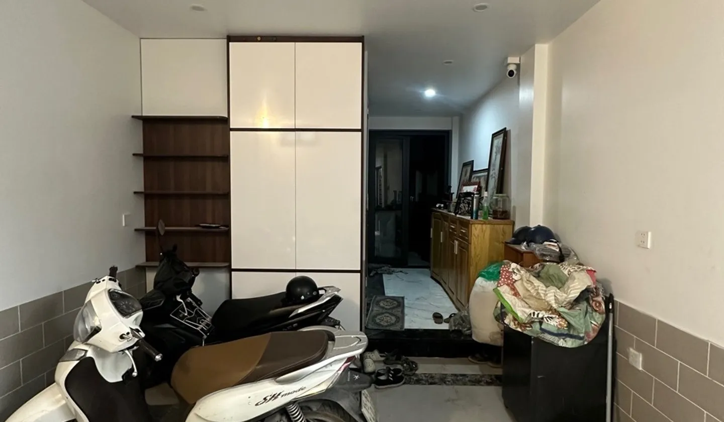 Đông thiên,Nhà 6 tầng ,vị trí vàng giá hiếm, nội thất xịn, thang máy hiện đại - 9,9 Tỷ... Bán nhà riêng tại Vĩnh Hưng, Hà Nội 01