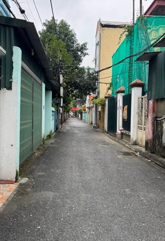 Nhà riêng 58m2 tại Long Biên. Ô tô đỗ cửa, gần công viêc trường học, gần chợ. Giá bán 4.9 tỷ... Bán nhà riêng tại Việt Hưng, Hà Nội 01
