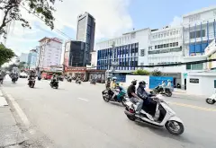 SÁT NGAY CÁCH MẠNG THÁNG TÁM 3 NHÀ - QUẬN 3 - HXH KINH DOANH - 52M (3.6x14) 5 TẦNG... Bán nhà riêng tại Bàn Cờ, Hồ Chí Minh 02