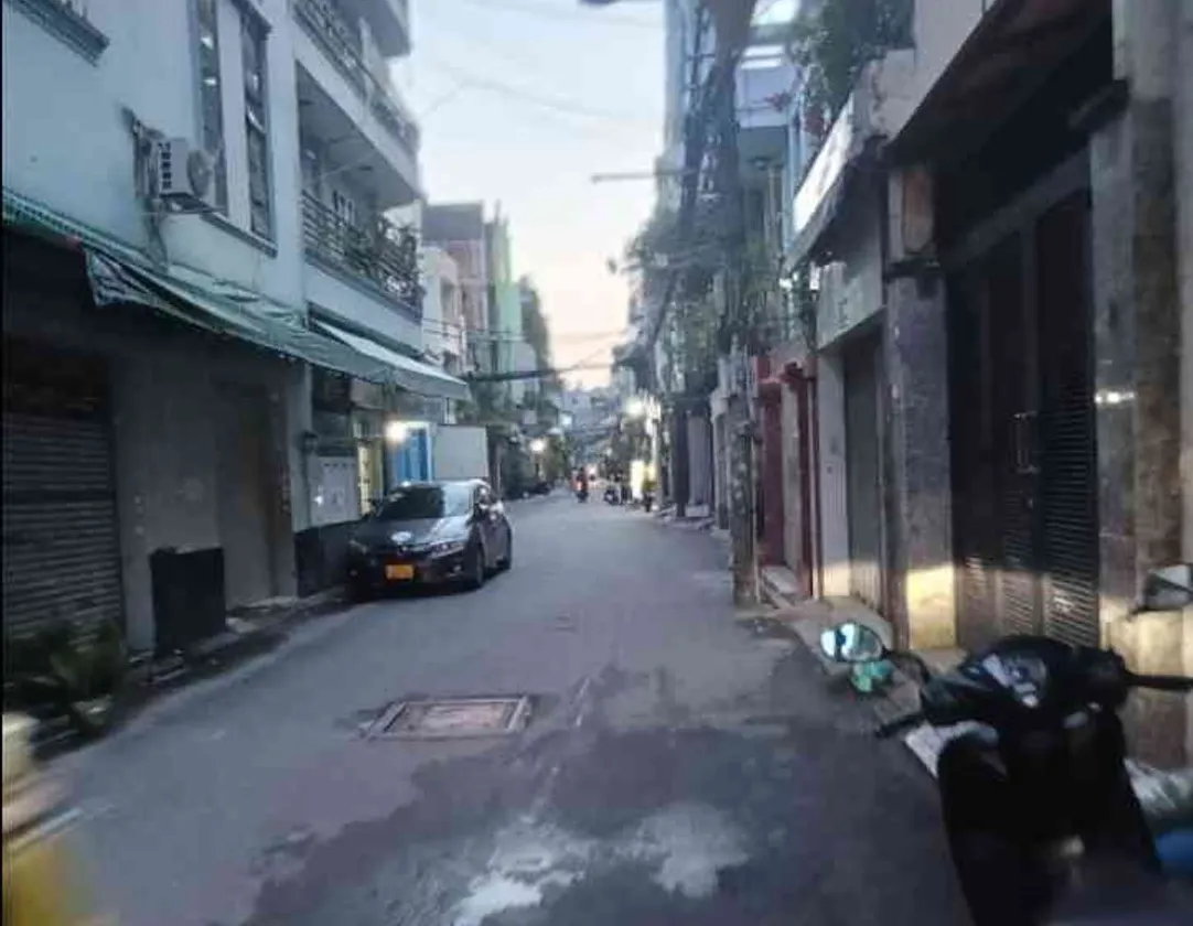Nhà riêng sang trọng ven trung tâm với thiết kế tinh tế, đa công năng... Bán nhà riêng tại Tân Hòa, Hồ Chí Minh 01