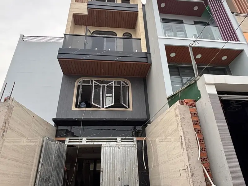 Bán nhà riêng 5 tầng sát mặt tiền đường Liên Khu 10-11, diện tích 60 m², thang máy hiện đại... Bán nhà riêng tại Bình Trị Đông, Hồ Chí Minh 01