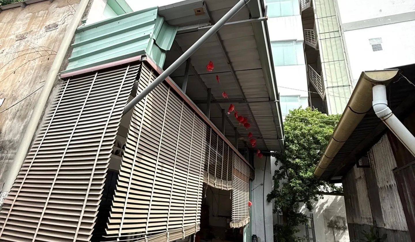 Nhà 2 tầng 5 phòng ngủ gần Lê Quang Định Bình Thạnh giá 5.6 tỷ... Bán nhà riêng tại Bình Lợi Trung, Hồ Chí Minh 01