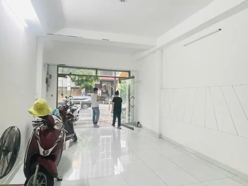 Nhà Mặt Phố Mặt Tiền Rộng 30m, Kinh Doanh Đỉnh, Giá Hấp Dẫn Tại Quận Tân Phú... Bán nhà mặt phố tại Phú Thạnh, Hồ Chí Minh 01
