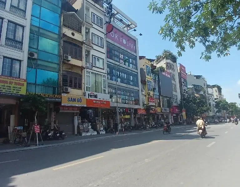 BÁN MẶT PHỐ THANH NHÀN – VỈA HÈ RỘNG – KINH DOANH SẦM UẤT– THANG MÁY– DÒNG TIỀN TỐT- 73Mx7T- 40 TỶ... Bán nhà mặt phố tại Bạch Mai, Hà Nội 01