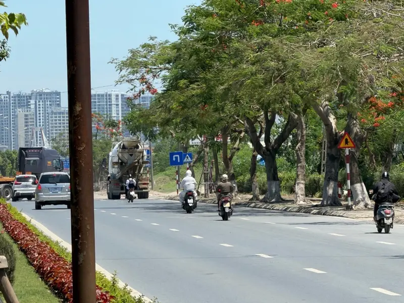 Nhà mặt phố ở Phạm Văn Đồng ngay chân Cầu Rào phù hợp kinh doanh đa dạng... Bán nhà mặt phố tại Hưng Đạo, Hải Phòng 01