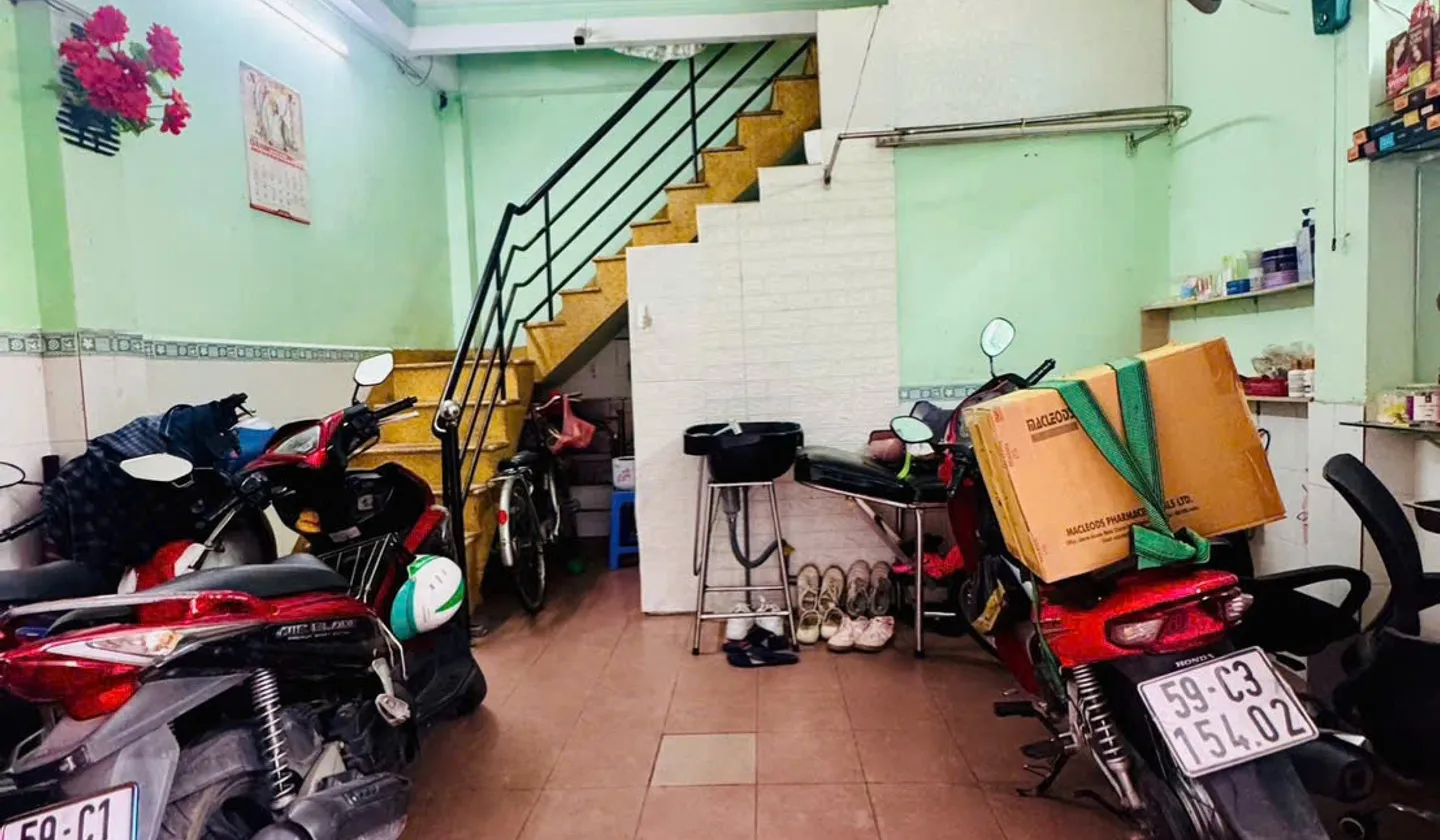 Bán nhà riêng 4 tầng gần mặt tiền, vị trí trung tâm quận Tân Bình... Bán nhà riêng tại Tân Sơn Nhất, Hồ Chí Minh 01