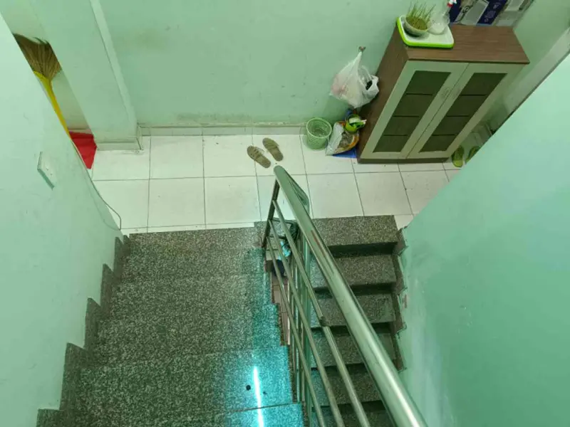 NHÀ 4 TẦNG - HẺM NHỰA 6M XE HƠI TRÁNH - 9 PHÒNG CHO THUÊ - DÒNG TIỀN 30 TRIỆU/THÁNG - GẦN ĐH BÁCH K... Bán nhà riêng tại Diên Hồng, Hồ Chí Minh 01