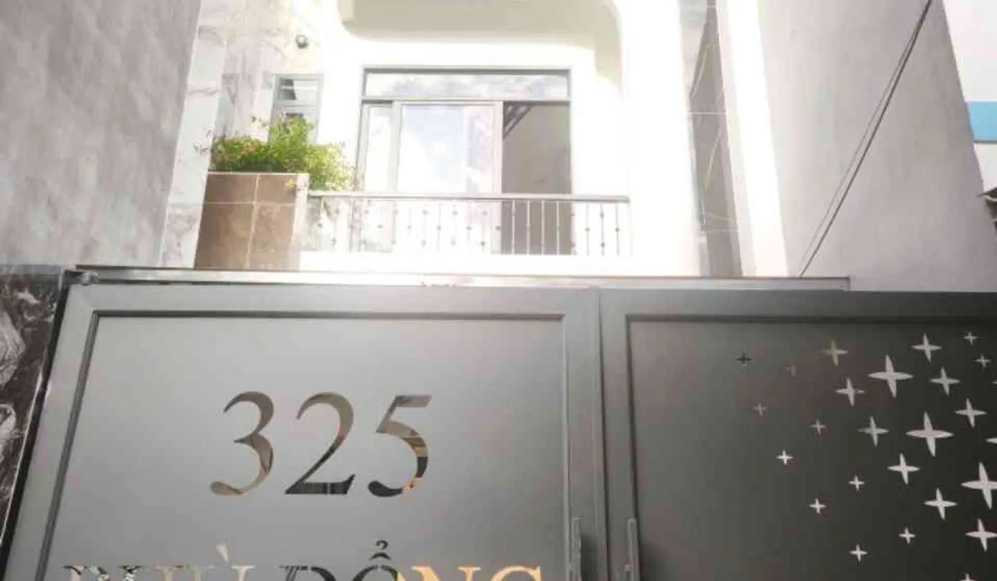 Bán nhà mặt phố 3 tầng 99,9m2 tại Phù Đổng, Hoà Xuân, Đà Nẵng, giá 6,79 tỷ... Bán nhà mặt phố tại Hòa Xuân, Đà Nẵng 01