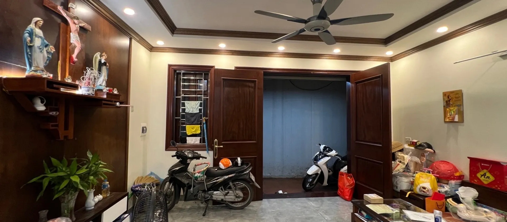 Chính chủ bán nhà Giáp Bát, nhà dân tự xây , gần các trường tốp đầu , gần các bệnh viện lớn, tiện b... Bán nhà riêng tại Hoàng Mai, Hà Nội 01