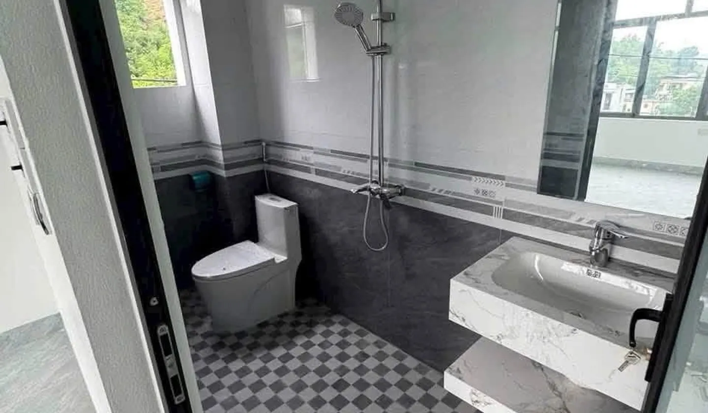 Bán nhà riêng 3 tầng tại phường Hà Lầm, Quảng Ninh, diện tích 46.2 m2, pháp lý đầy đủ... Bán nhà riêng tại Hà Lầm, Quảng Ninh 01