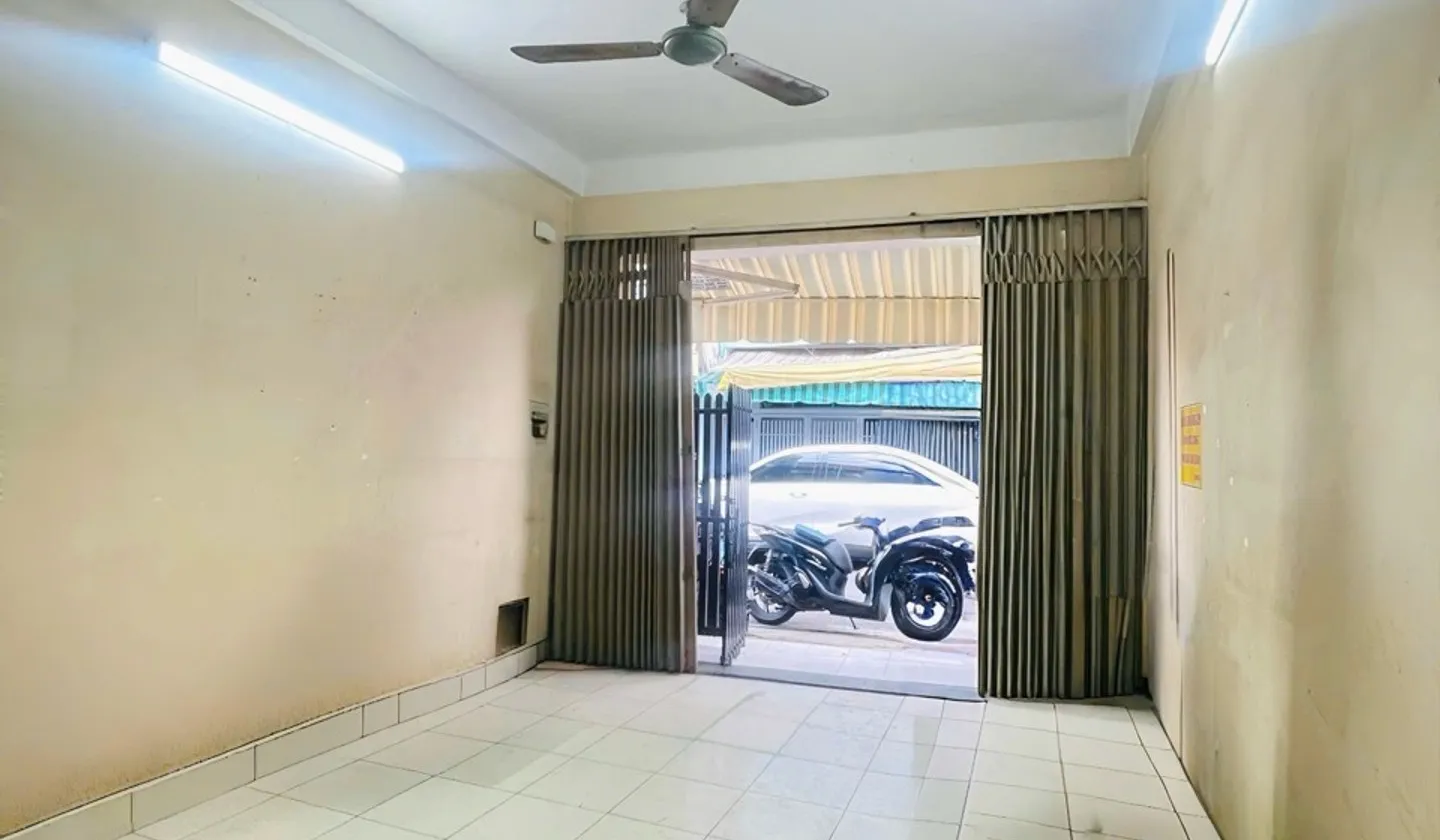 Khu hiếm có nhà bán 2 MT. Quý khách có như cầu nhanh chân kẻo hết..?... Bán nhà mặt phố tại Hạnh Thông, Hồ Chí Minh 01