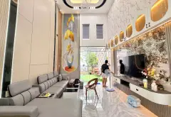 Nhà khu Phân Lô Sang Trọng Phường Trung Mỹ Tây, Tiện Ích Đầy Đủ, Ô Tô Đậu Trong Nhà... Bán nhà riêng tại Trung Mỹ Tây, Hồ Chí Minh 01