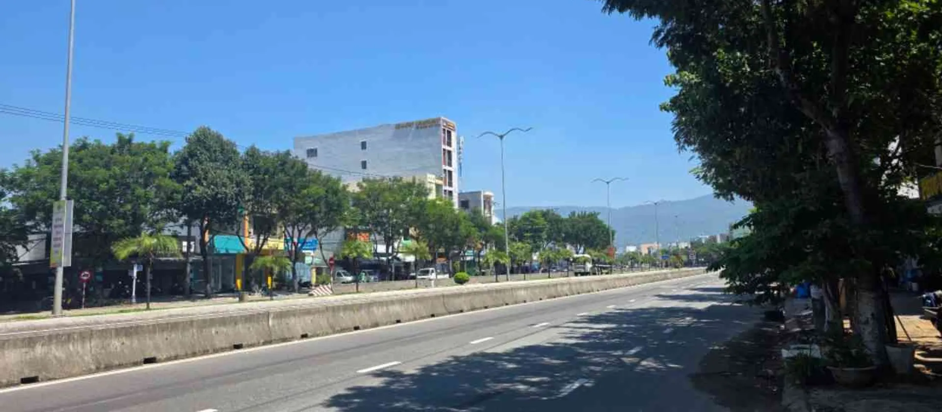 BÁN NHÀ MẶT TIỀN NGÔ QUYỀN TRỤC KINH DOANH TRIỆU ĐÔ TẠI TRUNG TÂM DU LỊCH BIỂN ĐÀ NẴNG... Bán nhà mặt phố tại An Hải, Đà Nẵng 01