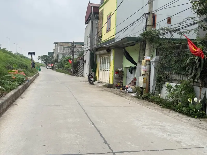 Lô Góc Đẹp Gần Hồ Điều Hòa - Kinh Doanh Tốt... Bán đất tại Nam Phù, Hà Nội 01