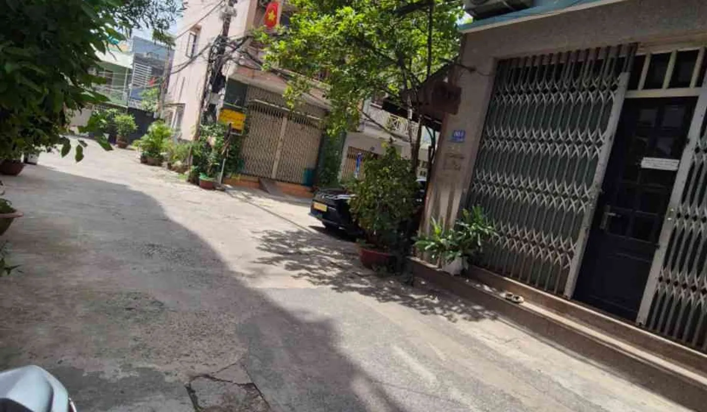 Bán nhà mặt phố lô góc 108m2 tại quận, mặt tiền rộng 6.9m, giá 20 tỷ... Bán nhà mặt phố tại Gia Định, Hồ Chí Minh 01