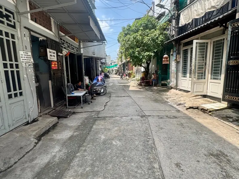 Bán nhà 3 tầng mới xây 39,8m2 tại phường Bình Hưng Hòa, Hồ Chí Minh, hẻm xe tải thông... Bán nhà riêng tại Bình Hưng Hòa, Hồ Chí Minh 01