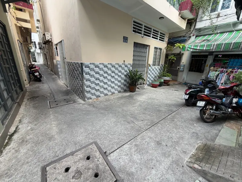 Bán nhà riêng 4 tầng diện tích 53.8 m2 gần mặt tiền Trần Hưng Đạo... Bán nhà riêng tại Chợ Quán, Hồ Chí Minh 01