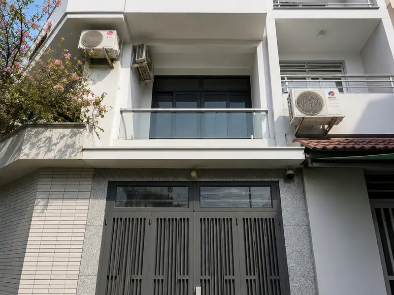 Bán Nhà 2 tầng ngay Vincom Phan Văn Trị Gò Vấp... Bán nhà riêng tại Hạnh Thông, Hồ Chí Minh 01