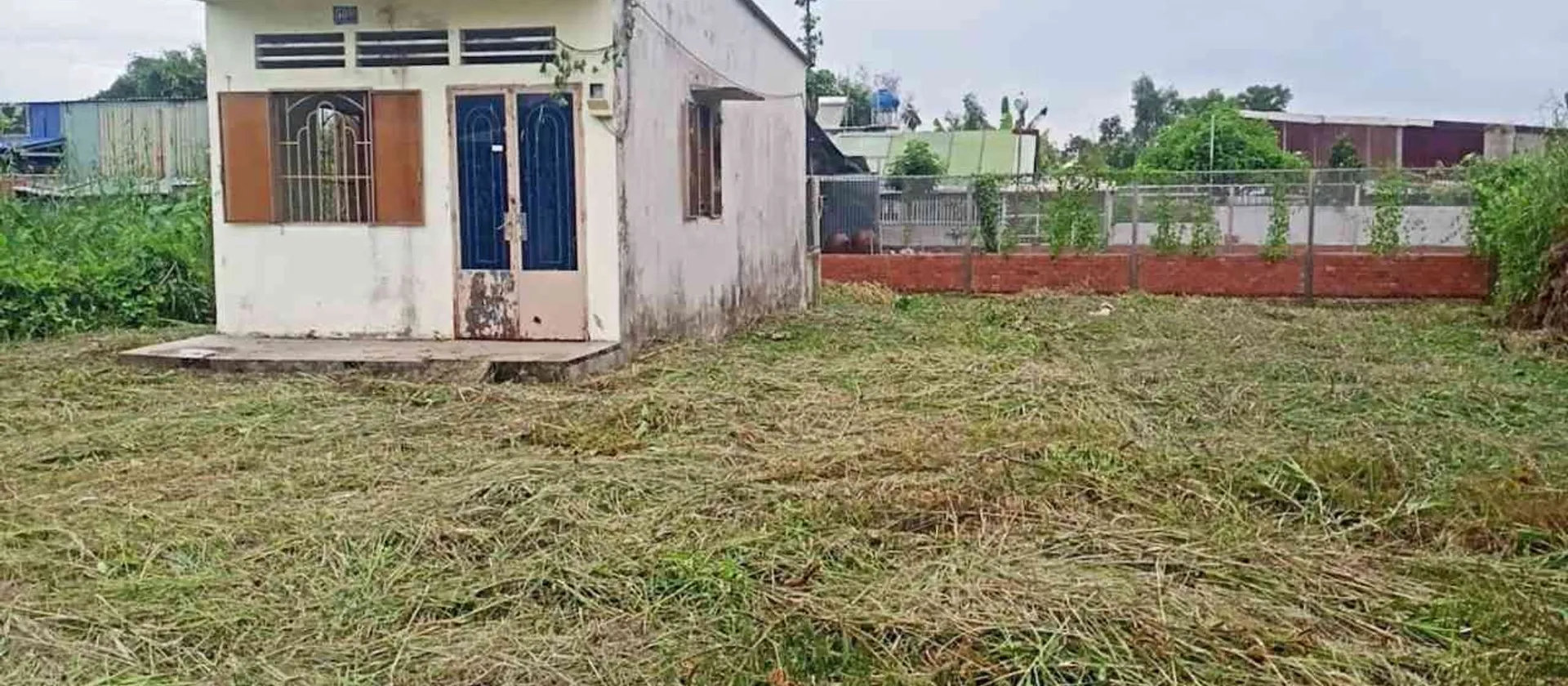 Nhà mặt phố rộng rãi, giá hợp lý ngay Hóc Môn... Bán nhà mặt phố tại Xuân Thới Sơn, Hồ Chí Minh 01