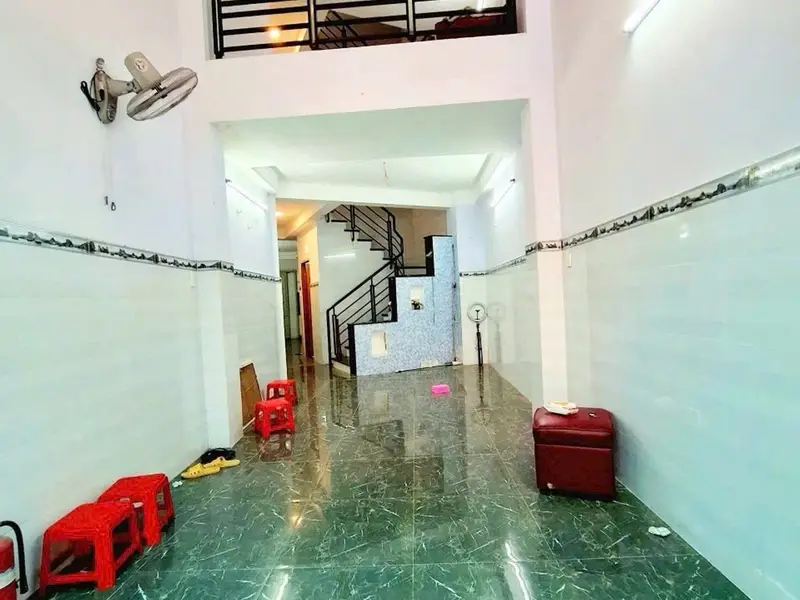 Nhà 5 tầng kiên cố, 6 phòng ngủ, hẻm gần chợ Tân Bình... Bán nhà riêng tại Tân Hòa, Hồ Chí Minh 01