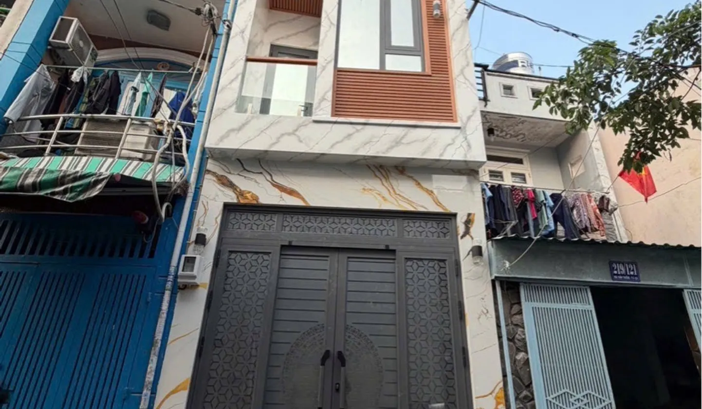 Nhà quận 6, 6 phòng ngủ, giá tốt giảm mạnh... Bán nhà riêng tại Bình Tây, Hồ Chí Minh 01