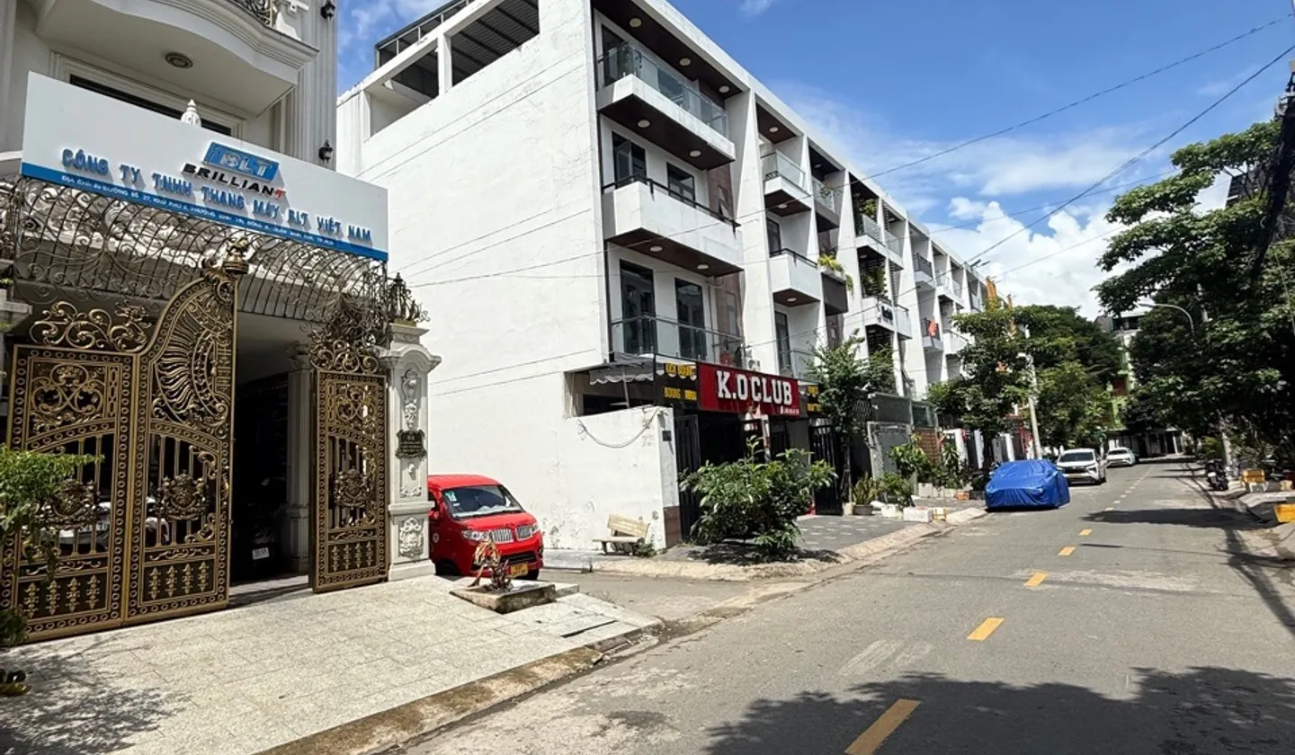 Biệt Thự Phố Tân Cổ Điển Góc Hai Mặt Tiền Bình Tân... Bán nhà mặt phố tại An Lạc, Hồ Chí Minh 01