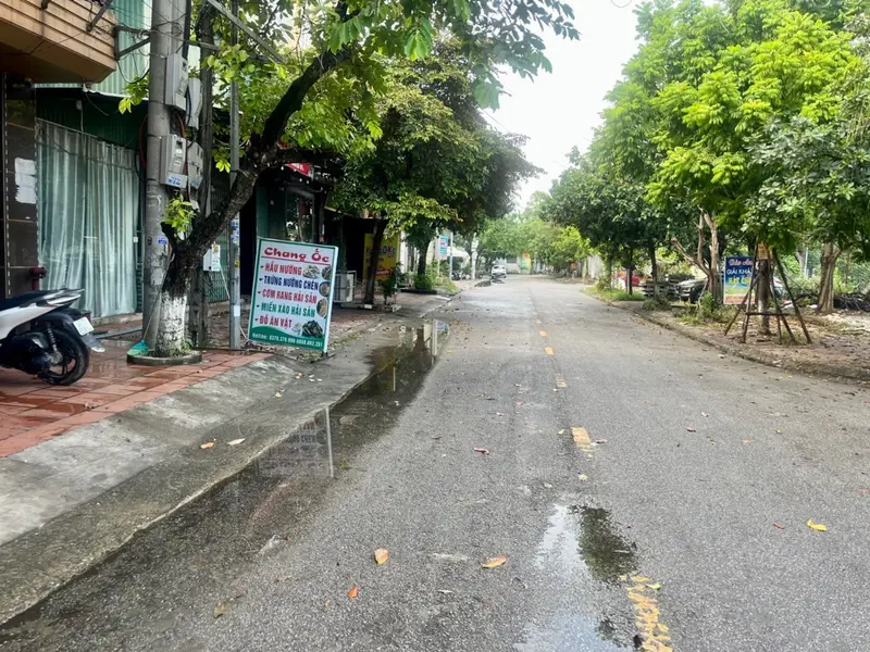 Nhà 3 tầng 180m2 mặt tiền 10m tại Thuận Thành, kinh doanh tốt... Bán bất động sản khác tại Thuận Thành, Bắc Ninh 01