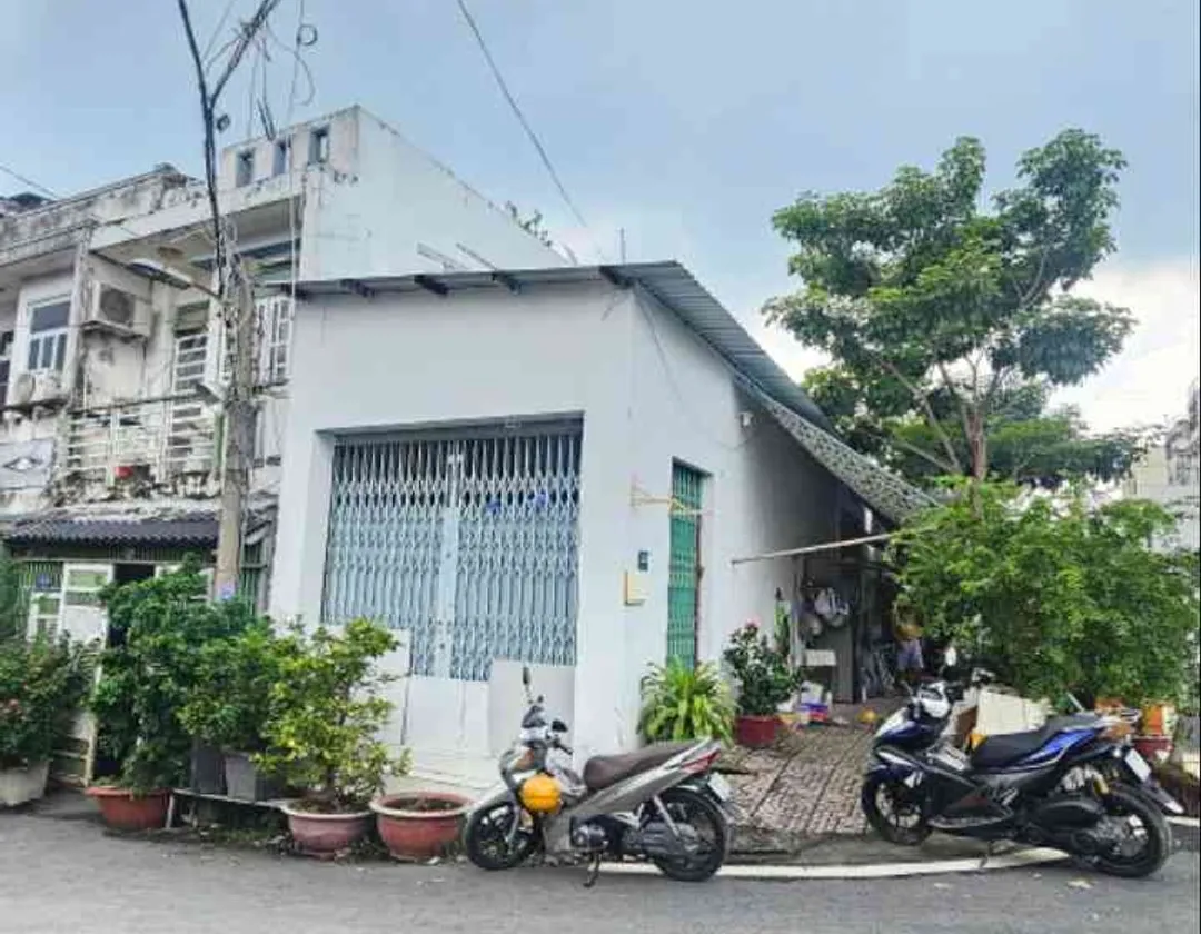 LÔ GÓC 3 MẶT TIỀN ĐƯỜNG NHỰA 20M BÙI TƯ TOÀN BÌNH TÂN, GIÁ 5.X TỶ... Bán nhà riêng tại An Lạc, Hồ Chí Minh 01