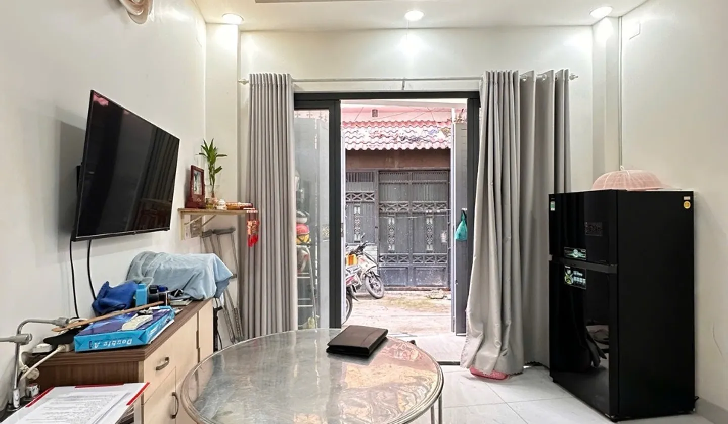 Bán nhà riêng 2 mặt tiền tại Tân Bình, 67m2, giá 8.4 tỷ... Bán nhà riêng tại Bảy Hiền, Hồ Chí Minh 01