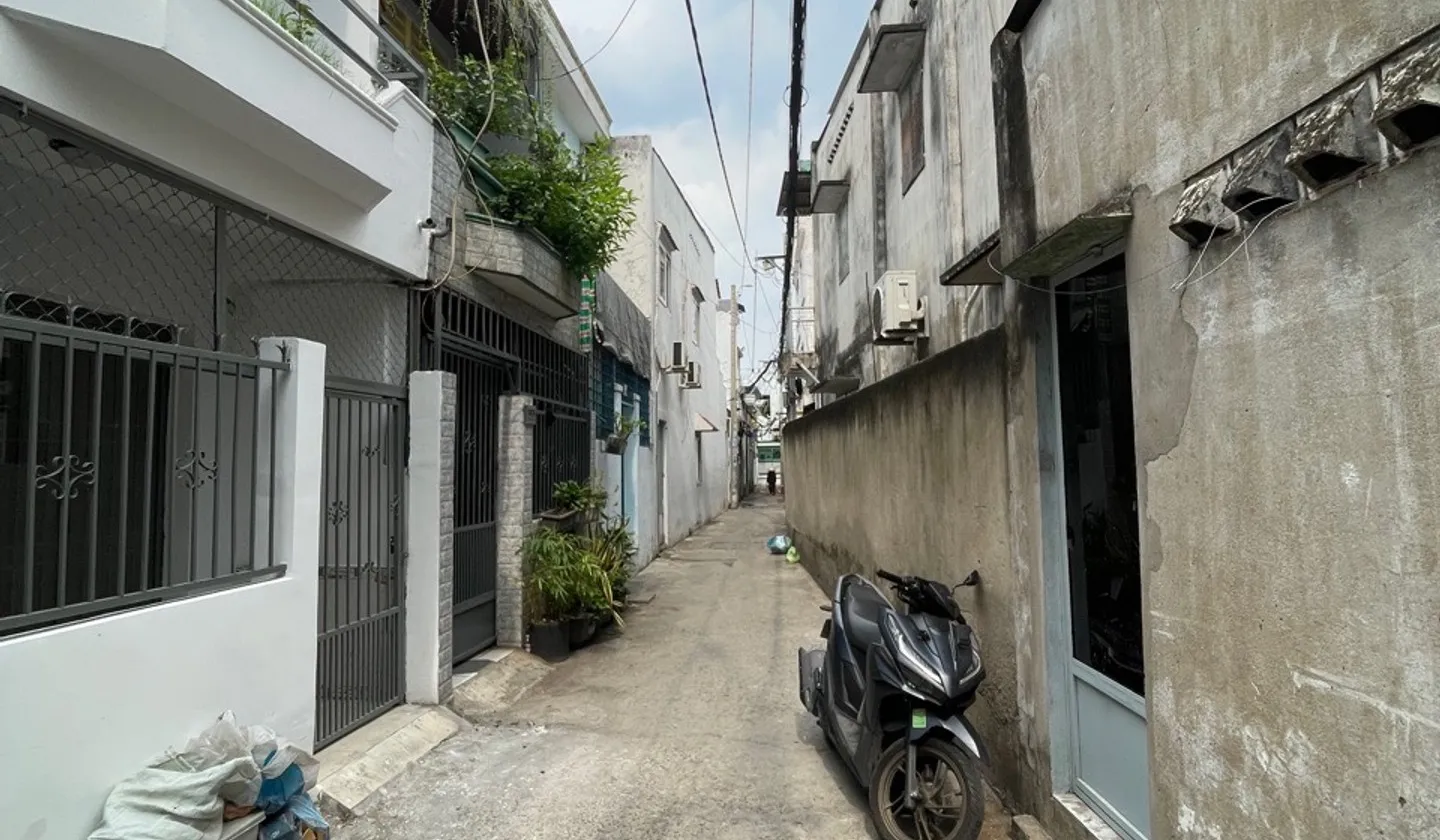 NHÀ LÔ GÓC HUỲNH TẤN PHÁT – 2 TẦNG – P. TÂN THUẬN... Bán nhà riêng tại Tân Thuận, Hồ Chí Minh 01