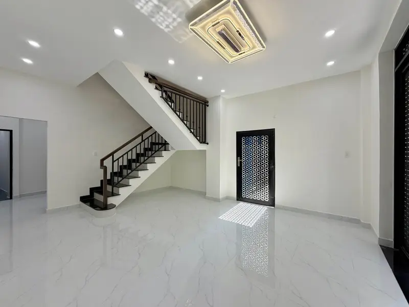 Nhà Hoàng Hoa Thám - 4 tầng, 5 phòng ngủ, chỉ 7.49 tỷ... Bán nhà riêng tại Hạnh Thông, Hồ Chí Minh 01