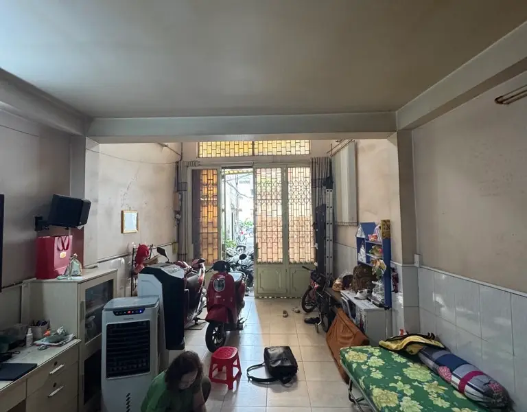 Bán nhà 4 tầng vị trí trung tâm Quận 10, diện tích 44m², giá 7.5 tỷ... Bán nhà riêng tại Diên Hồng, Hồ Chí Minh 01