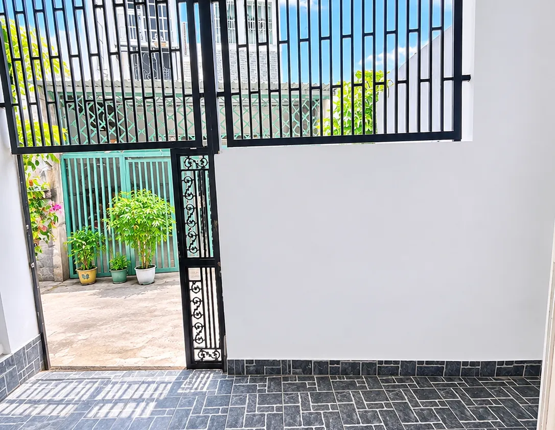 Huỳnh Tấn Phát - 3 Tỷ 5 - Hẻm Xe Hơi - Nhà Cấp 4 - 50m² - Ngang 5m - 2PN... Bán nhà riêng tại Nhà Bè, Hồ Chí Minh 01