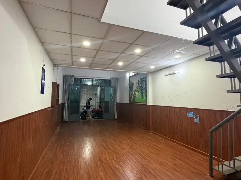 Gần Aeon Mall Tân Phú- Nhà 2 tầng 61m2 , hẻm xe hơi... Bán nhà riêng tại Bình Hưng Hòa, Hồ Chí Minh 01